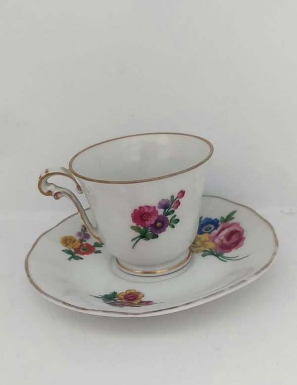 Flower Decorated Cup and Saucers 4