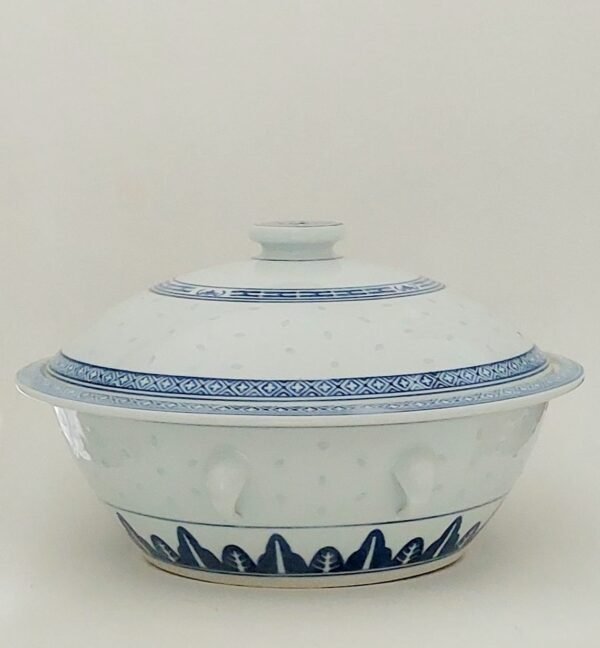 Large Chinese Rice Grain Blue and White lidded Bowl