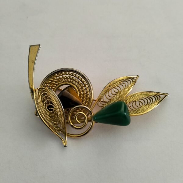 Vintage Gold tone Cabochon and tigers eye brooch