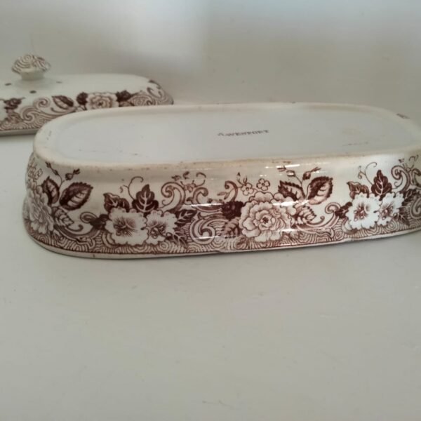 Antique Lidded Soap Dish by Burgess and Leigh Hill