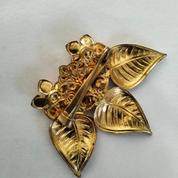 Vintage Gold Tone brooch with enamel inlay - Image 4