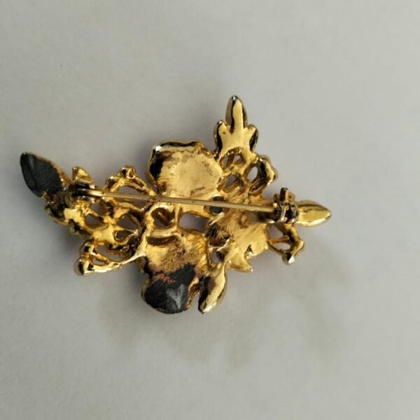 Vintage Gold Tone Brooch with enamel inlay - Image 4