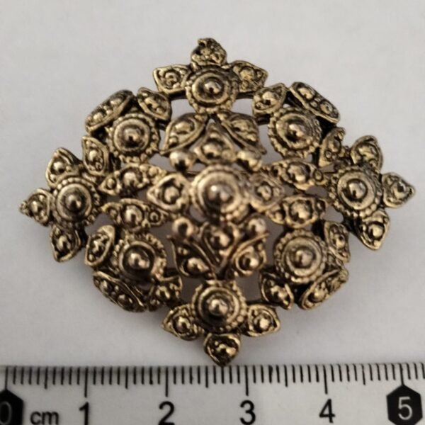 Vintage Art Nouveau Floral Gilt Brass Brooch pin - Image 2