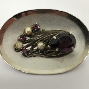 Vintage Art Nouveau Brooch Pin