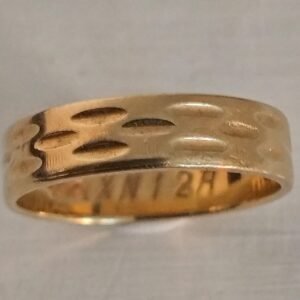 9ct Gold ring