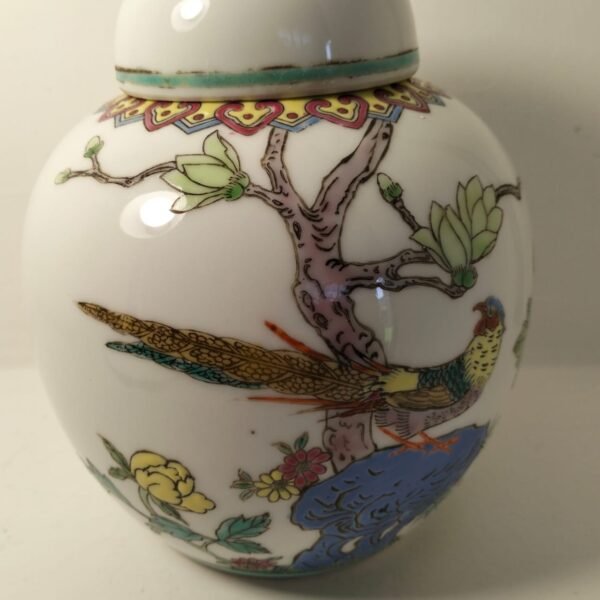 Chinese Ginger Jar with Lid1