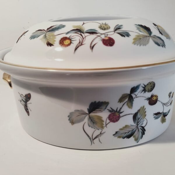 Royal Worcester casserole dish