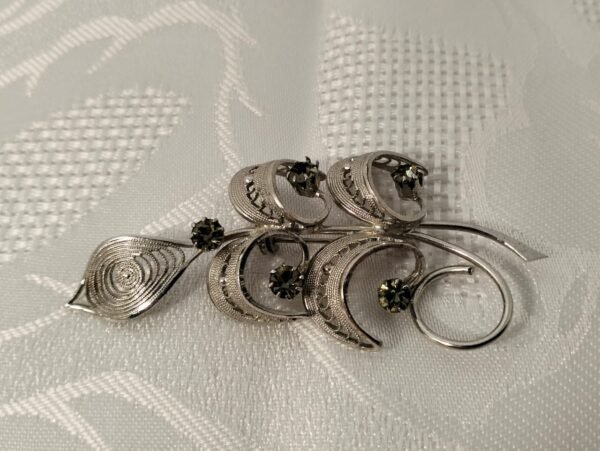 Silver Filigree Style Brooch - Image 5