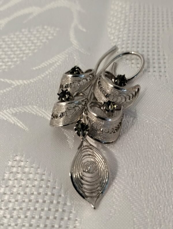 Silver Filigree Style Brooch - Image 10