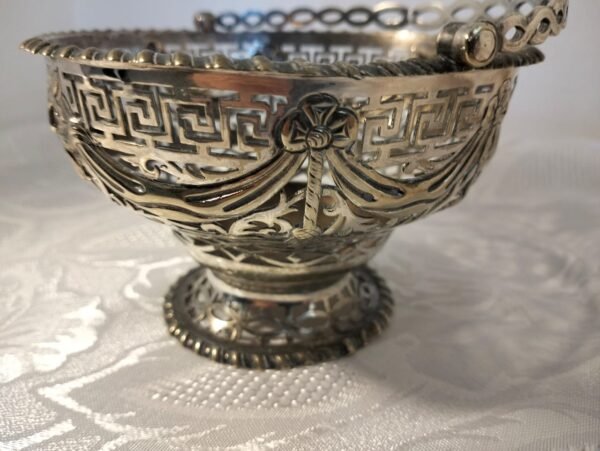 Antique Edwardian Sheffield Silver plated Bon Bon Basket - Image 3