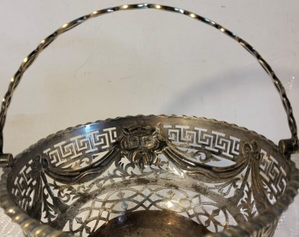 Antique Edwardian Sheffield Silver plated Bon Bon Basket - Image 4