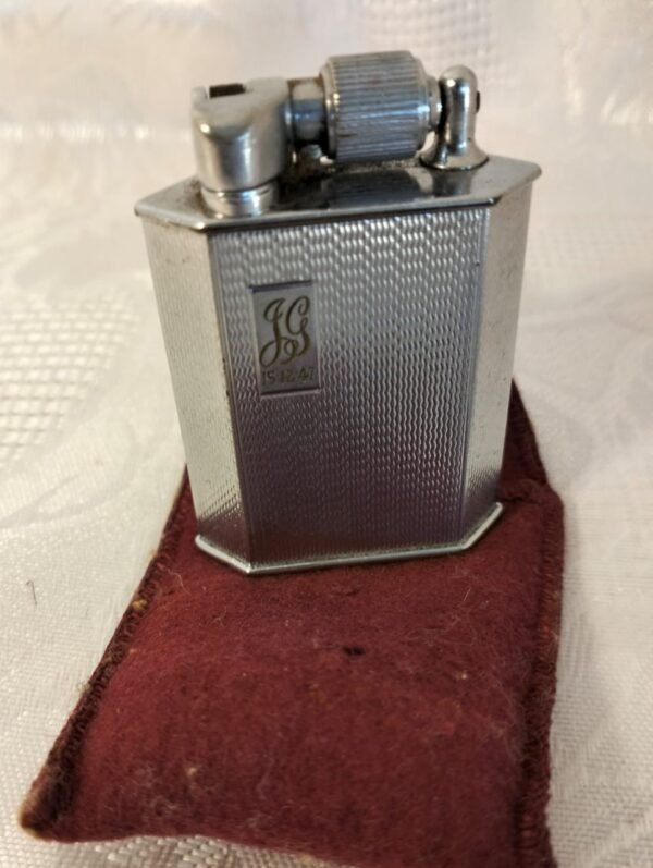 McMurdo Petrol Cigarette Lighter - Image 2