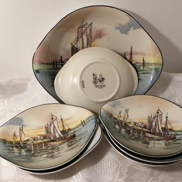 Royal Doulton Home Waters Oval handled Dishes - Image 5