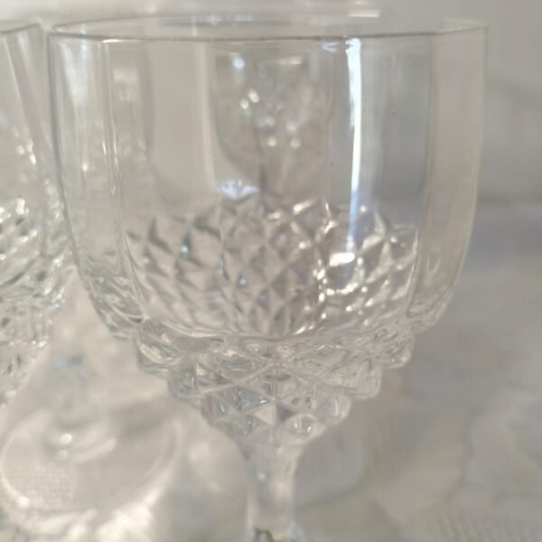 Vintage RCR Royal Crystal Rock Wine Glasses - Image 3