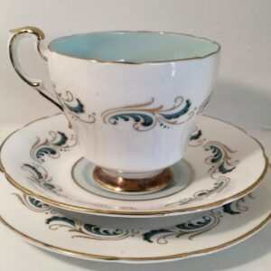 Beautiful Vintage Royal Standard Garland Fine Bone China Trio