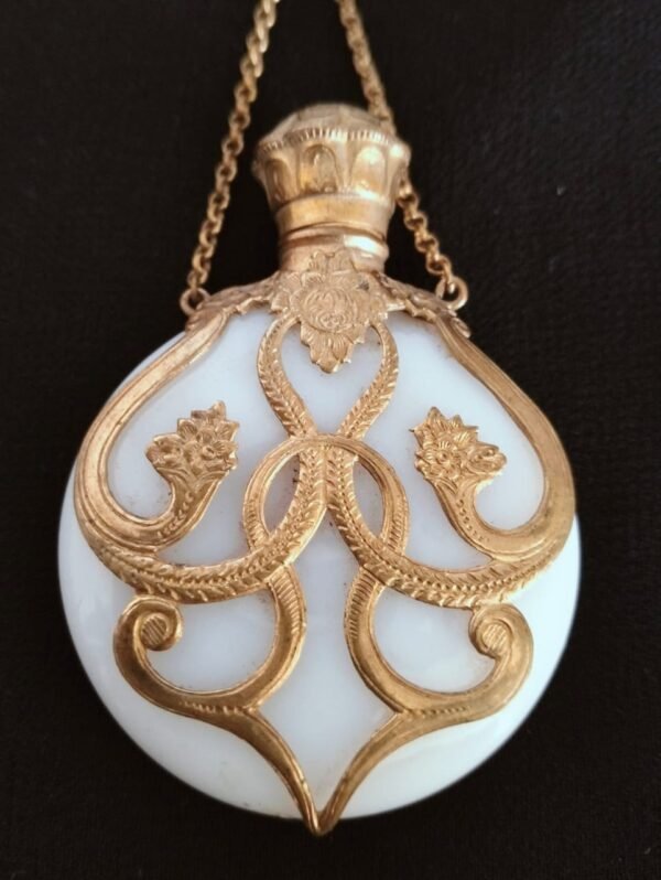 Antique chatelaine scent bottle - Image 3