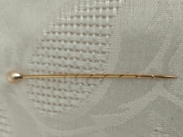 14ct Gold pin with cultured Pearl - Image 5