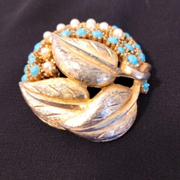 Vintage 1950's Faux Peart and Turquoise Rhinestone Brooch - Image 4