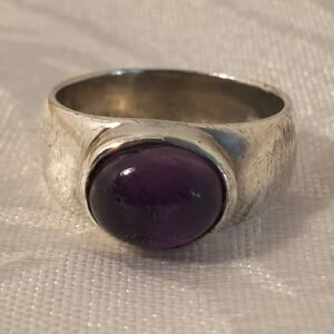 Sterling Silver Ring with a Amethyst Stone