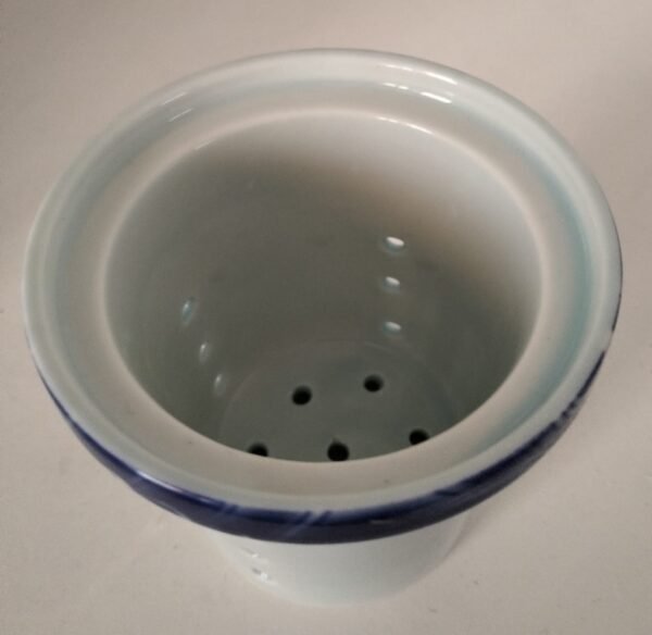 Beautiful Chinese Mug with Infuser and Lid - Image 3