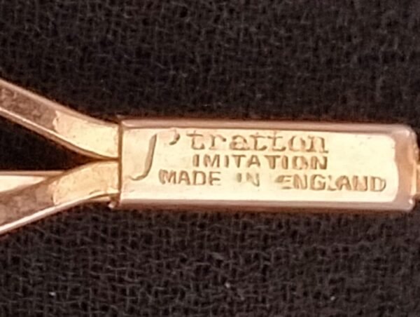 Red Crown Brooch - Image 3