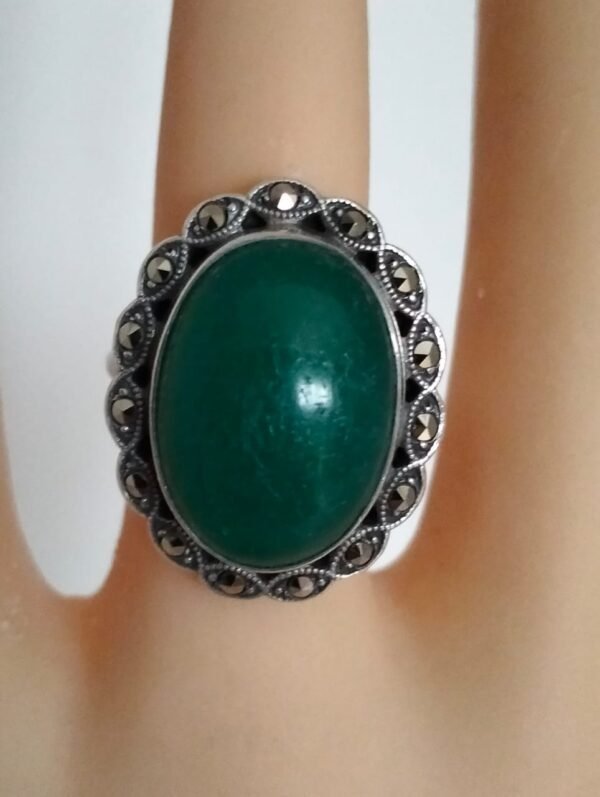 Affordable Sterling Silver Green Agate Ring - Image 2