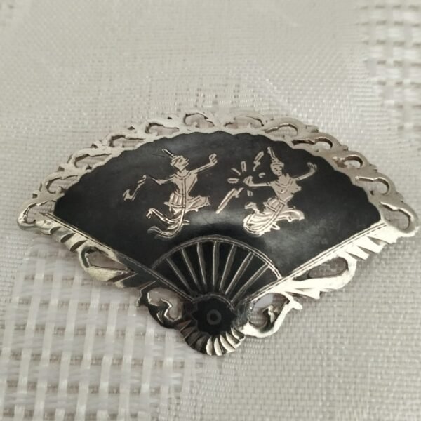 silver siamese brooch