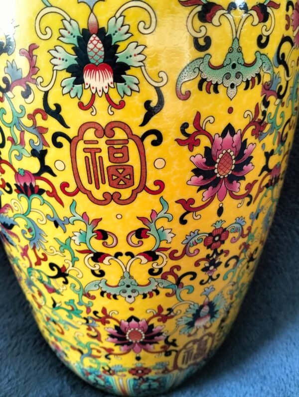 Large Famille Rose Porcelain Vase - Image 2