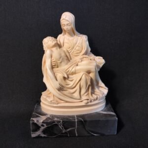 Vintage Italian G Ruggeri Pieta Sculpture
