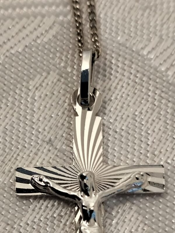 Sterling silver necklace with crucifix pendant