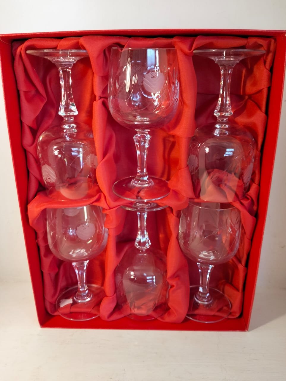 New Devon Lead Crystal Red wine glasses 2 Devon lead crystal Red wine glasses