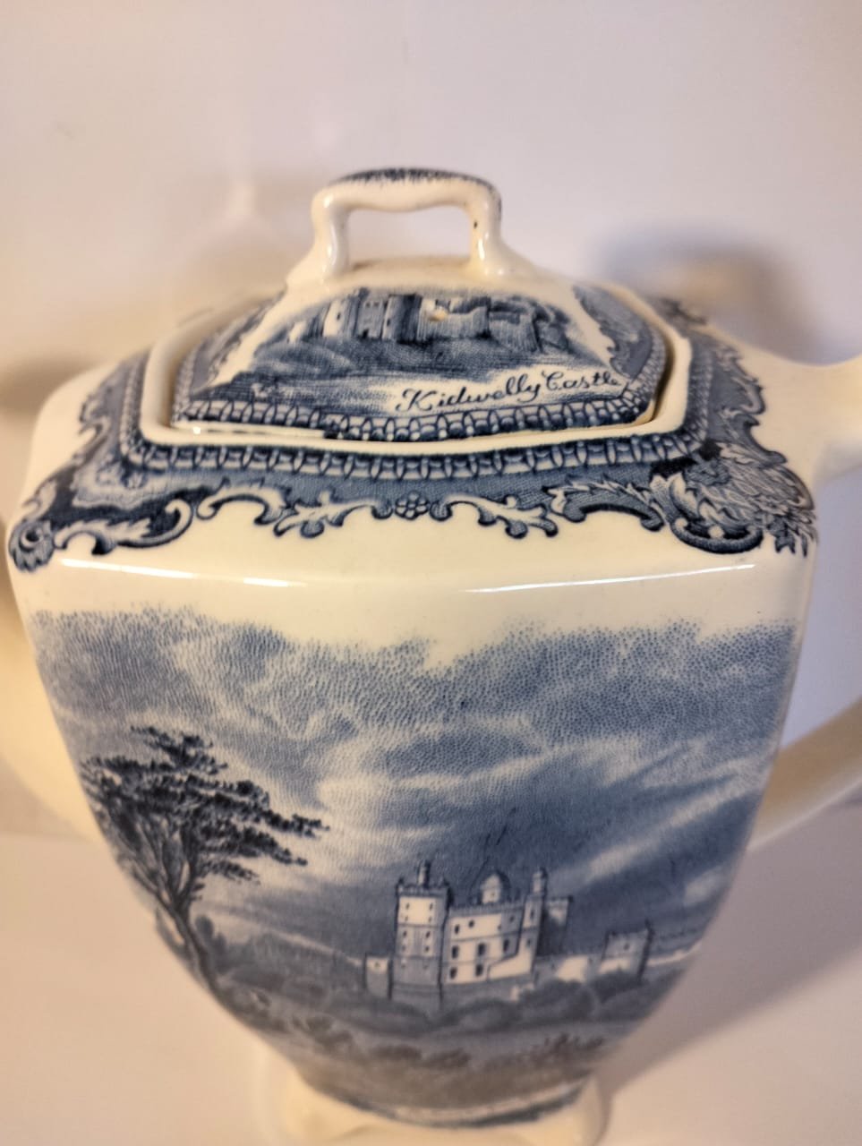 Rare Johnson Bros Blue and White Coffee Pot 6 Rare Johnson Bros Blue and White Coffee Pot - Image 6