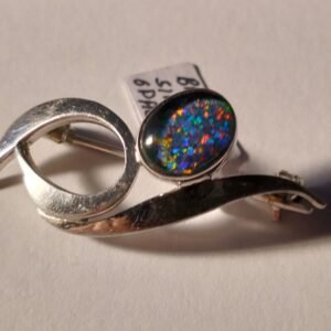 Sterling silver brooch with simulated Opal