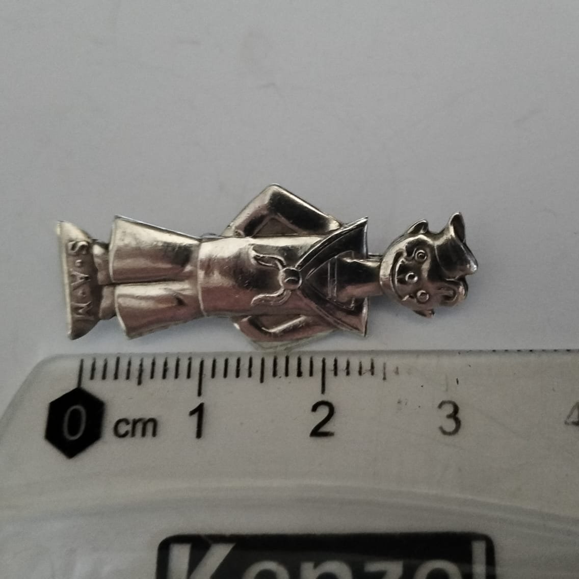Unusual Vintage silver Sailor Sam brooch 2 Unusual Vintage silver Sailor Sam brooch - Image 2