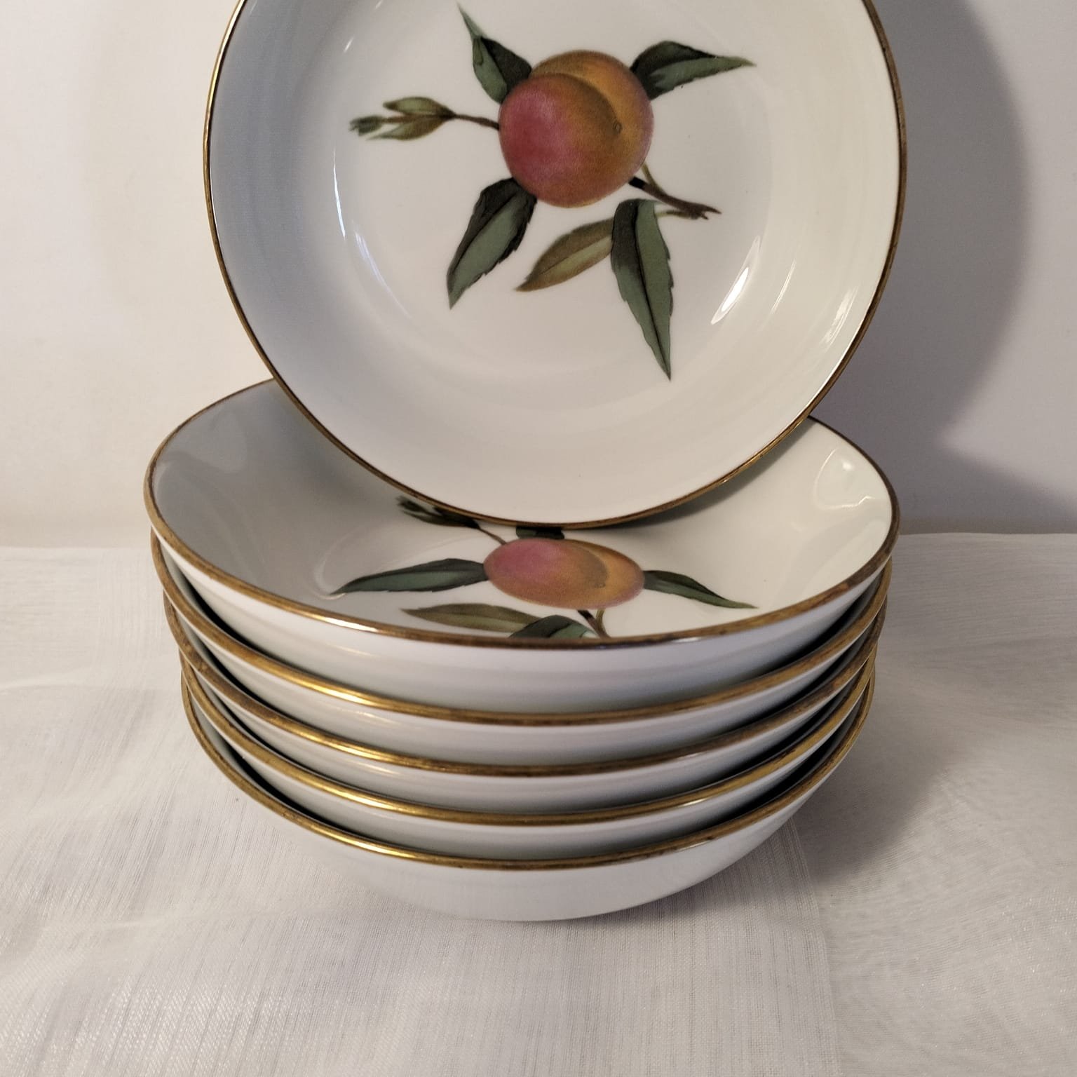 Royal Worcester Evesham Fruit bowl set 3 Royal Worcester Evesham Fruit bowl set - Image 3