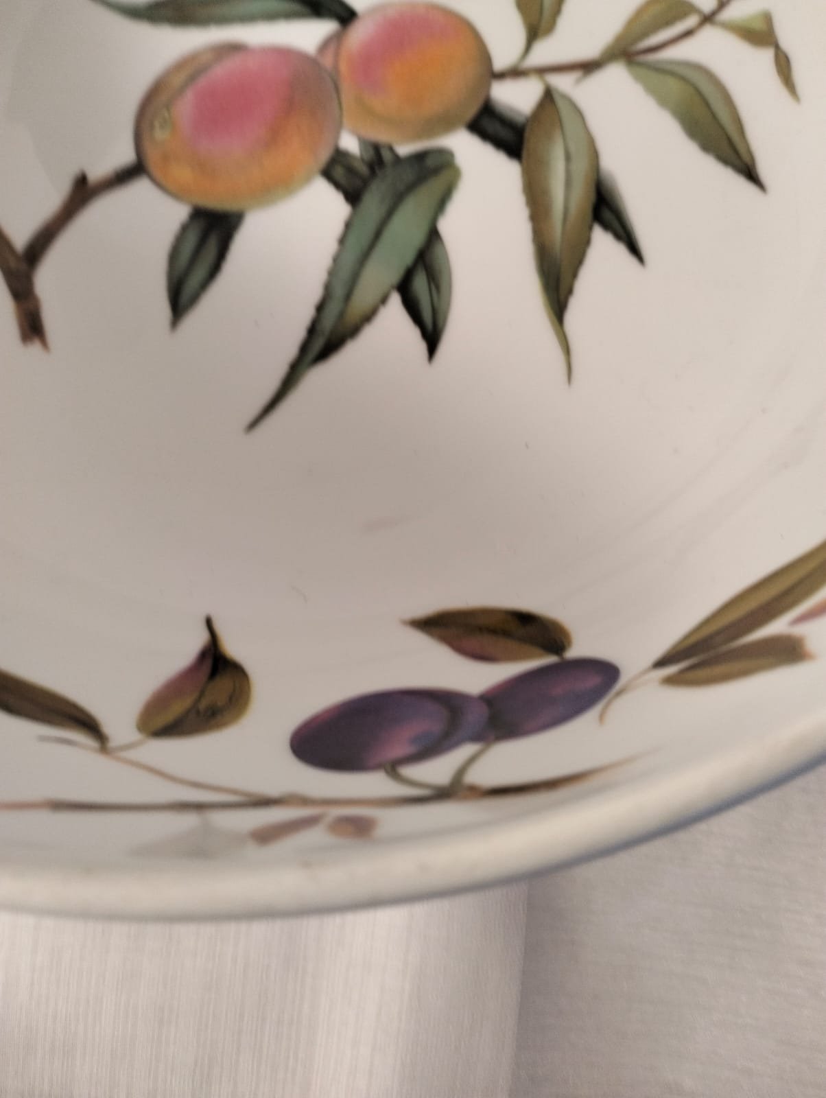 Royal Worcester Evesham Fruit bowl set 4 Royal Worcester Evesham Fruit bowl set - Image 4