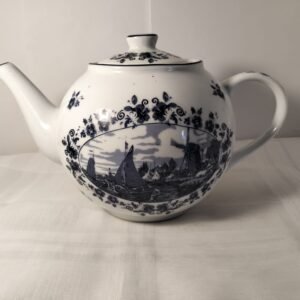 M DELFT BLAAU OUDE MOLEN Teapot