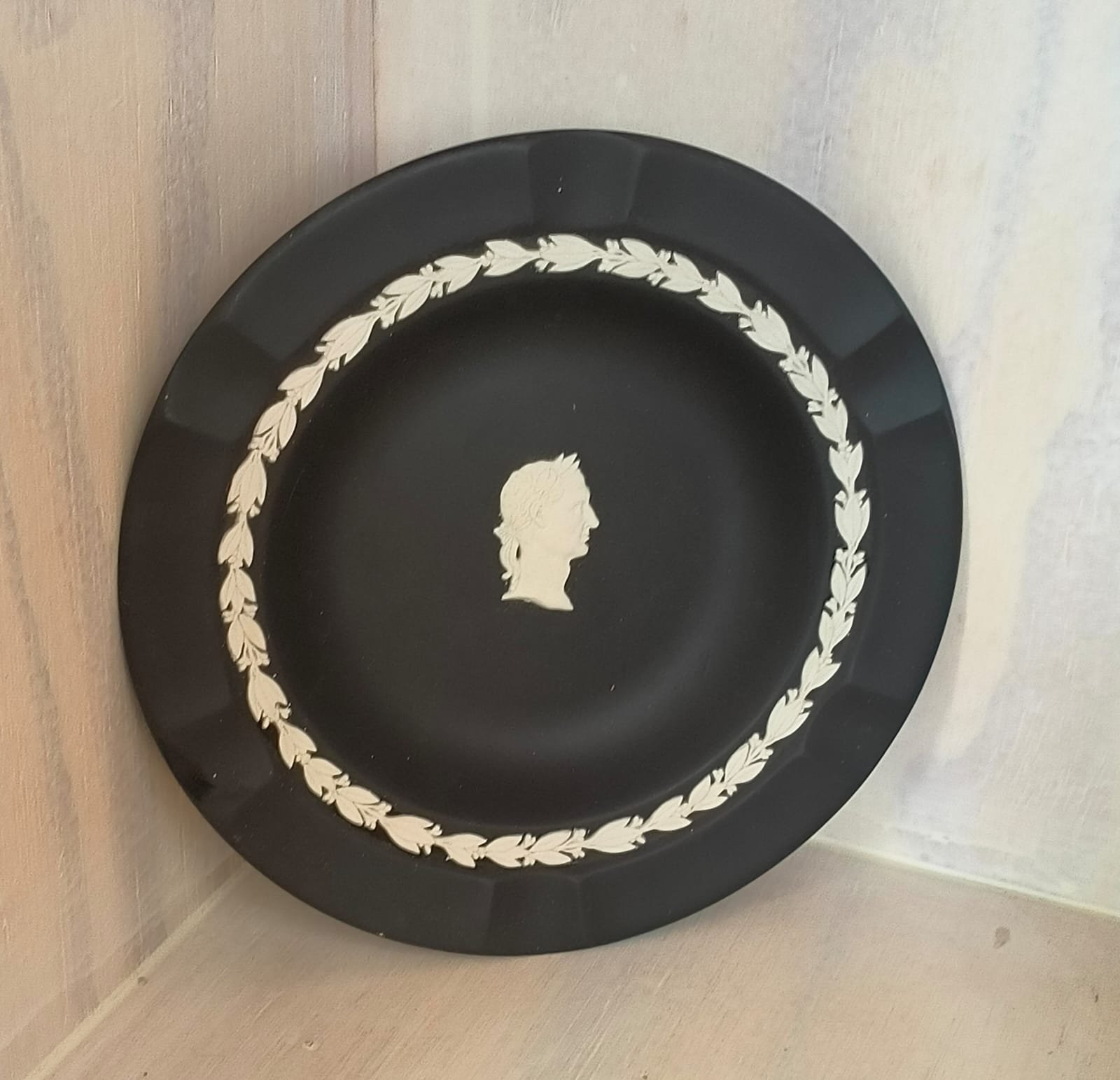 Affordable Wedgwood Black Basalt Cigar Ashtray 3 Black Wedgwood Round Plate