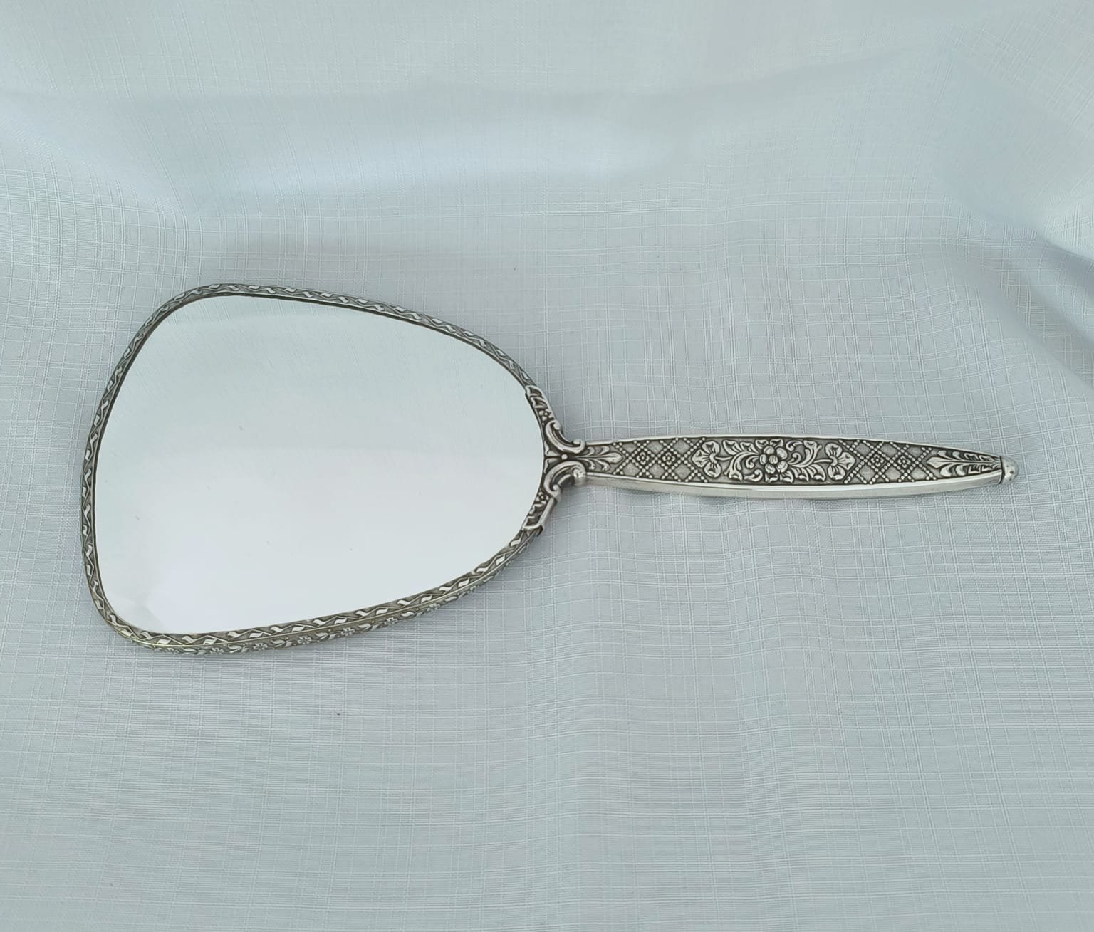 Charming Vintage Silver Plated Hand Mirror 5 Charming Vintage Silver Plated Hand Mirror - Image 5