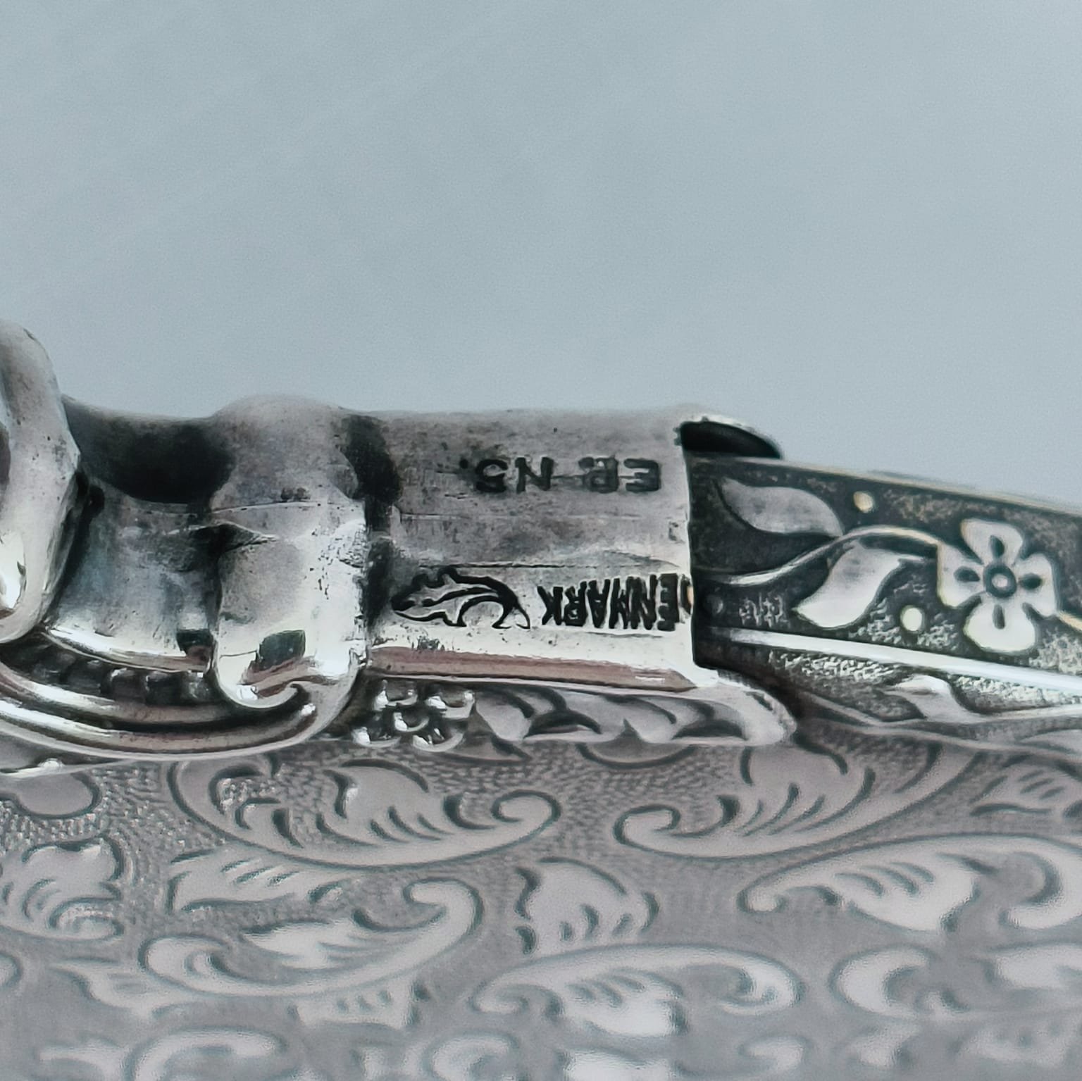 Charming Vintage Silver Plated Hand Mirror 3 Charming Vintage Silver Plated Hand Mirror - Image 3