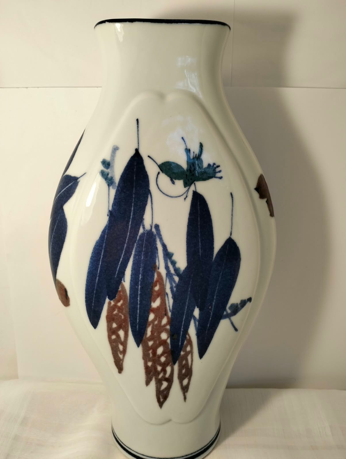 Beautiful Vintage Chinese porcelain vase 6 Beautiful Vintage Chinese porcelain vase - Image 6